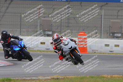 media/Oct-15-2022-Fastrack Riders (Sat) [[9a18b22502]]/Level2/Turn 9 1130am/